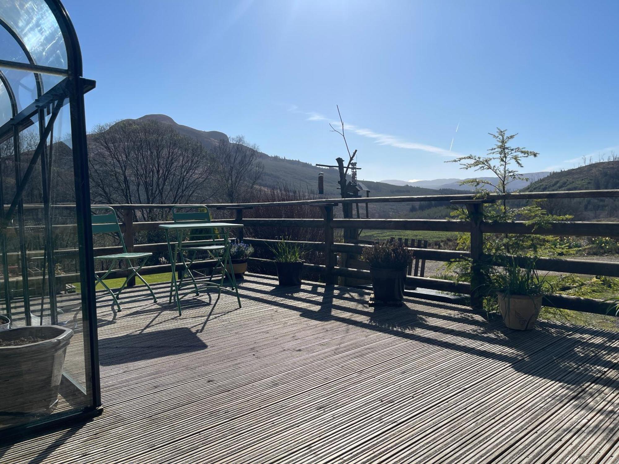 Spacious Lodge With King Sized Bed Inveraray Exterior photo